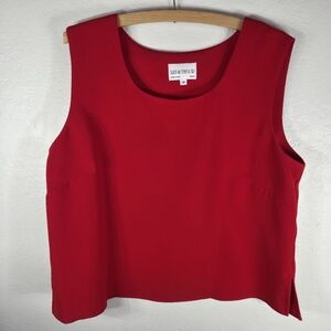 Lily & Taylor Size 14 Red Sleeveless Tank Style Top Round Neck Cropped